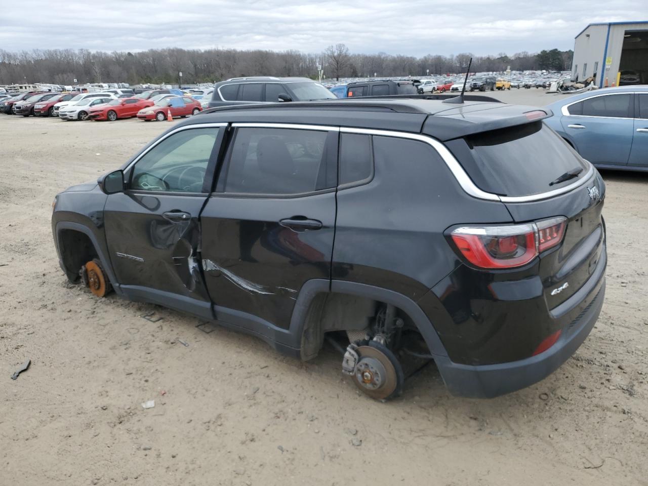 2018 Jeep Compass - Image 2