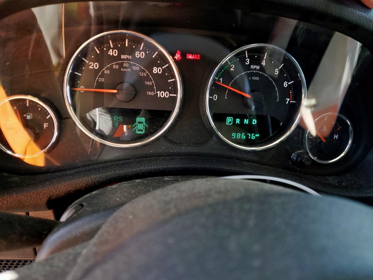 2017 Jeep Wrangler - Image 9