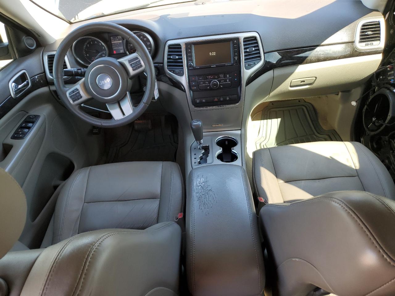 2013 Jeep Grand Cherokee - Image 8