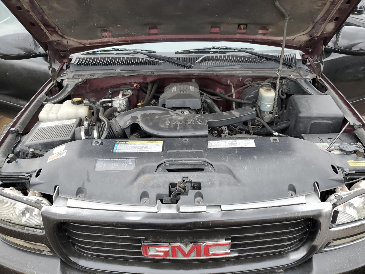 2000 GMC Sierra - Image 11