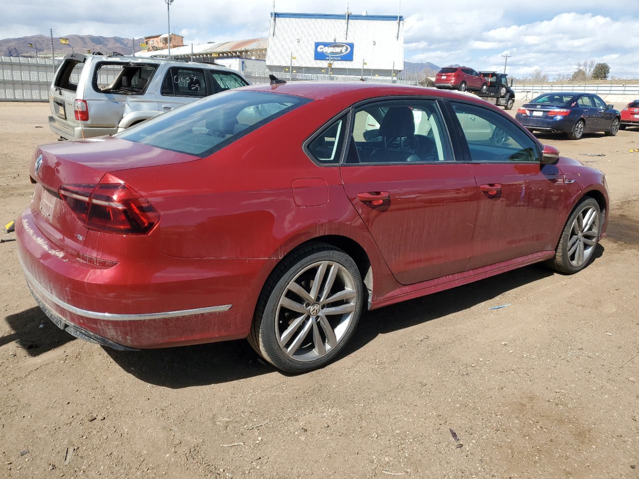 2018 Volkswagen Passat - Image 3
