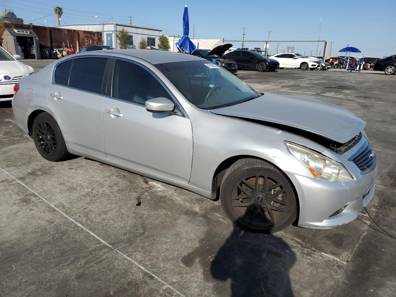 2015 Infiniti Q40 - Image 4