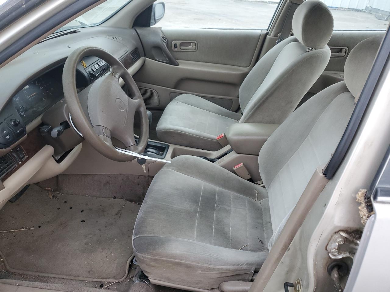 1995 Nissan Altima Xe VIN: 1N4BU31D5SC184567 Lot: 49183875