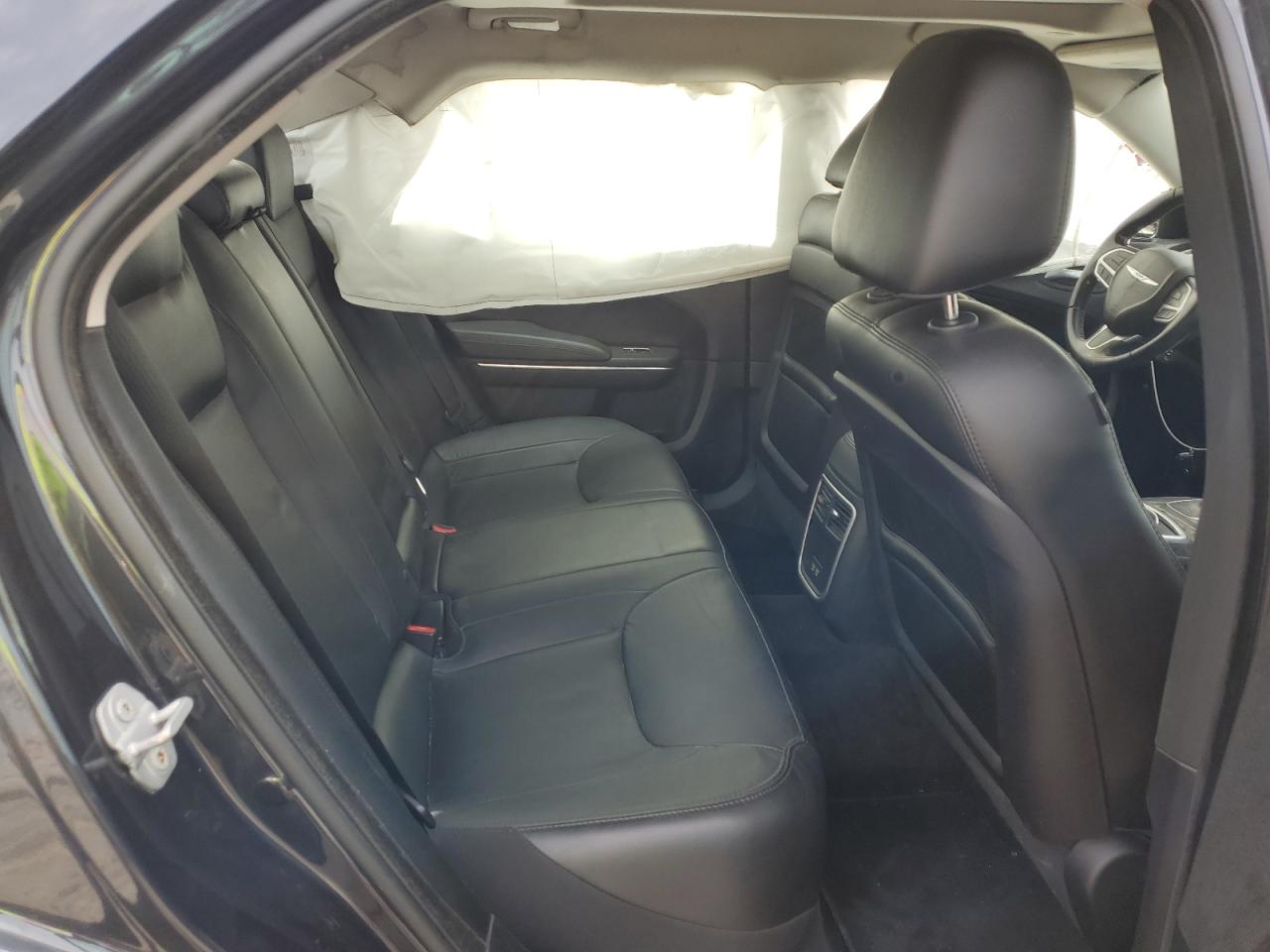 2018 Chrysler 300 Touring VIN: 2C3CCAAGXJH203890 Lot: 49540665