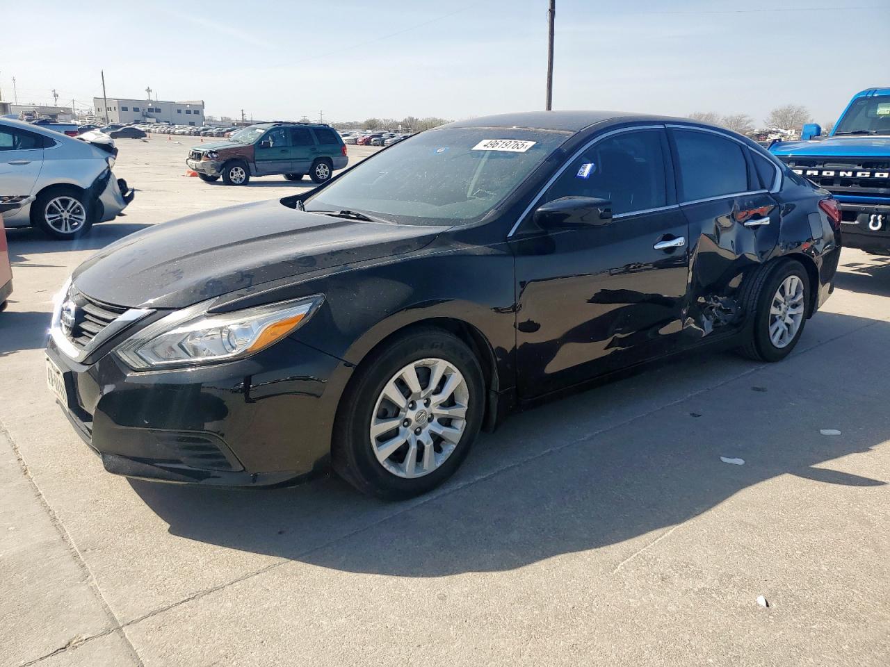 2018 Nissan Altima 2.5 for Sale in Grand Prairie, TX - Side