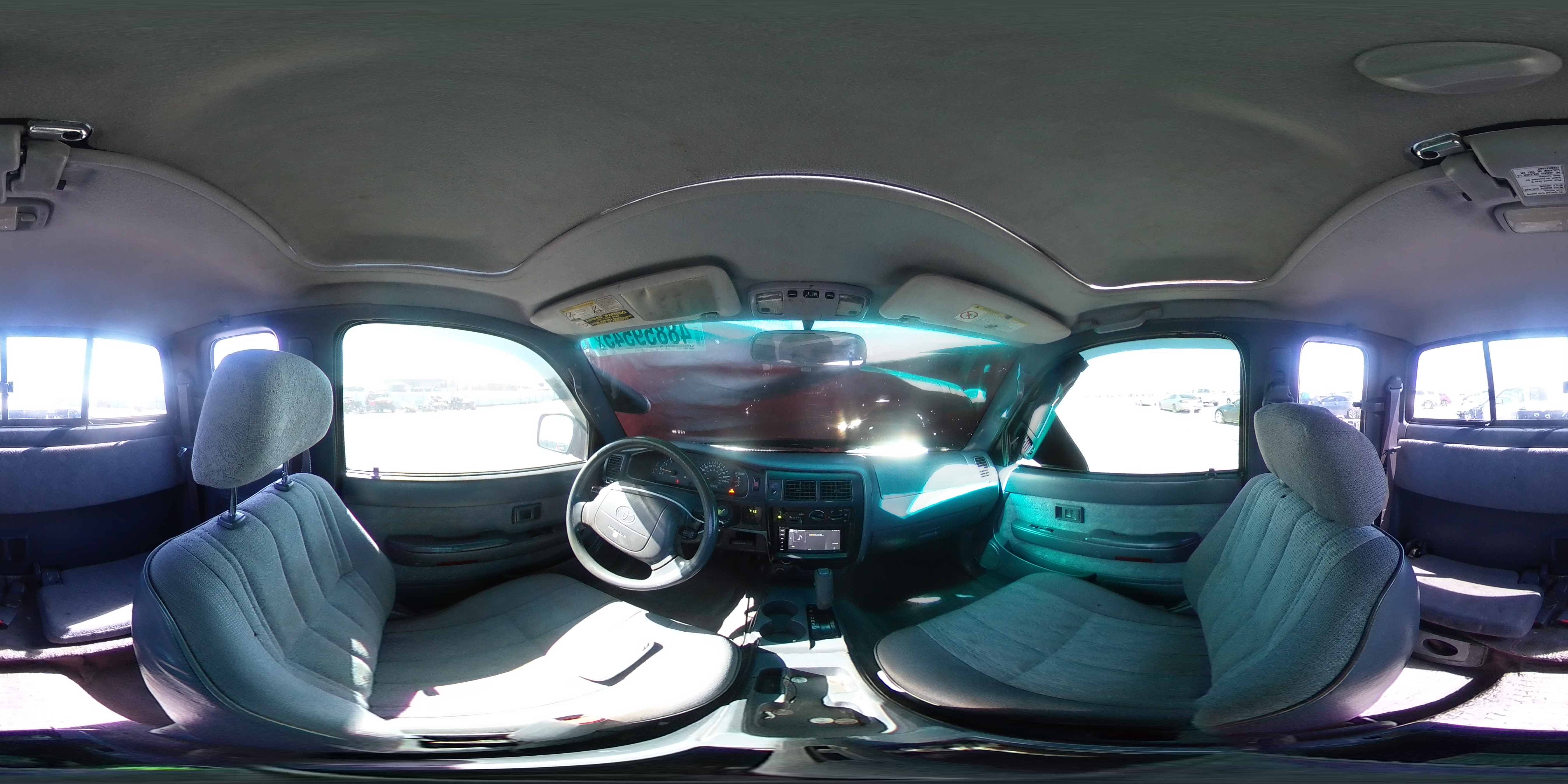 2000 Toyota Tacoma - Image 12