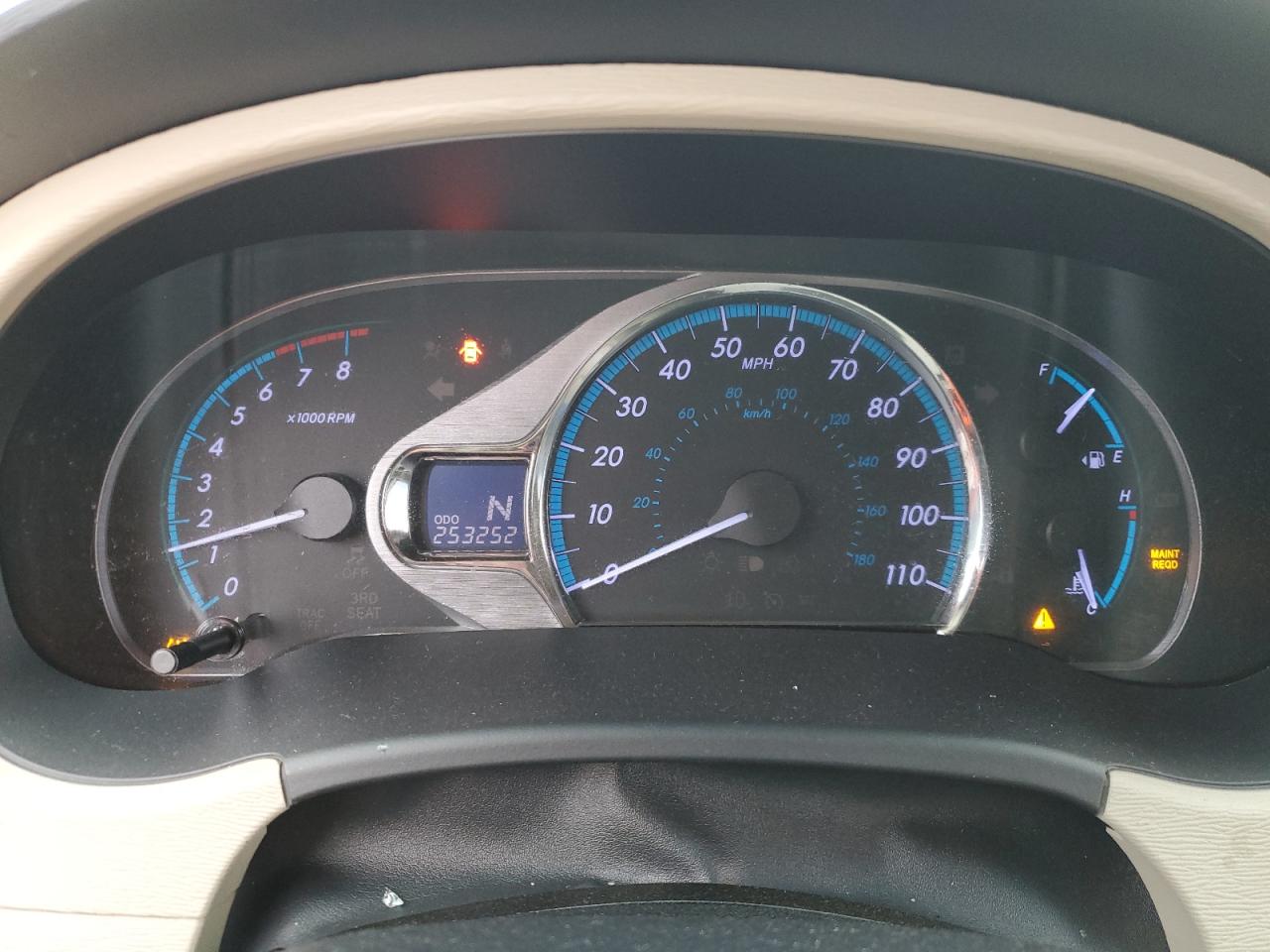 2012 Toyota Sienna - Image 9