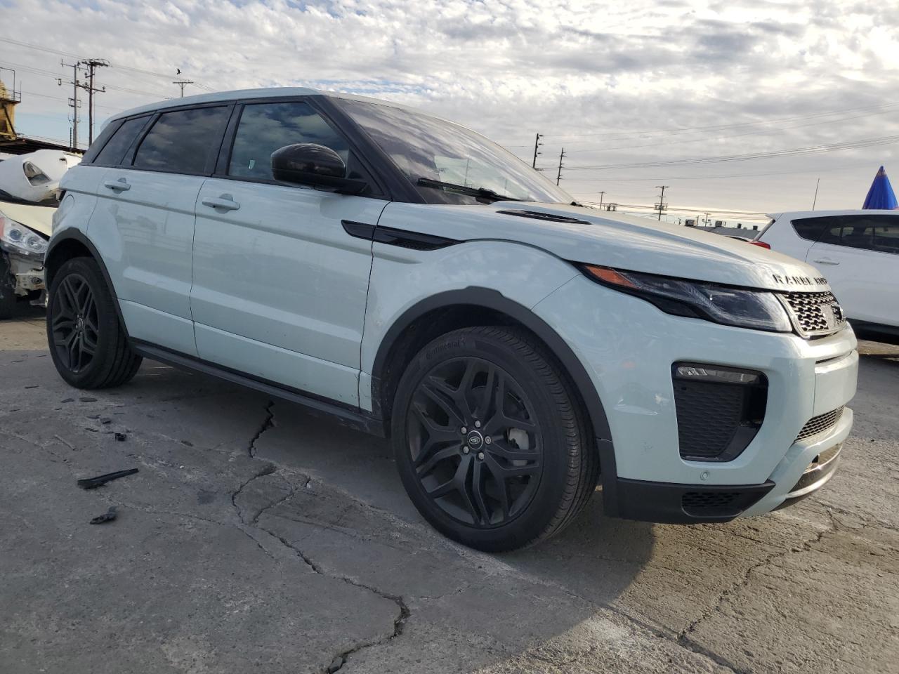 2017 Land Rover Range Rover - Image 4