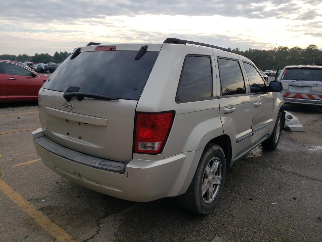 2007 Jeep Grand Cherokee - Image 3