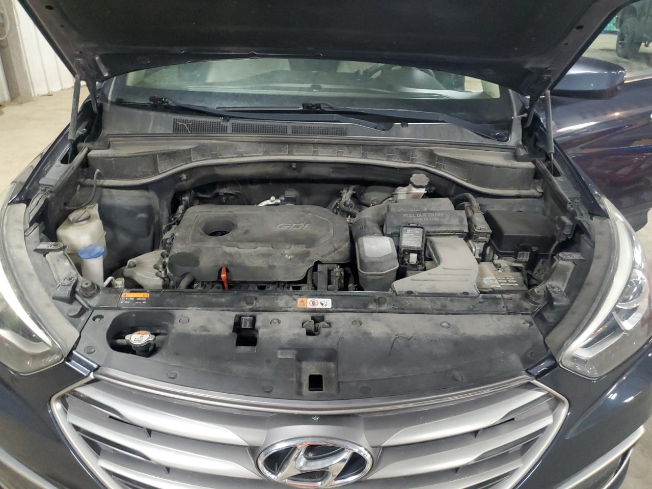 2017 Hyundai Santa Fe - Image 12