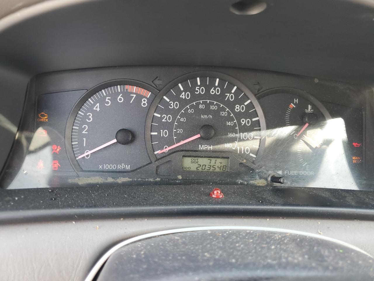 2005 Toyota Corolla - Image 9