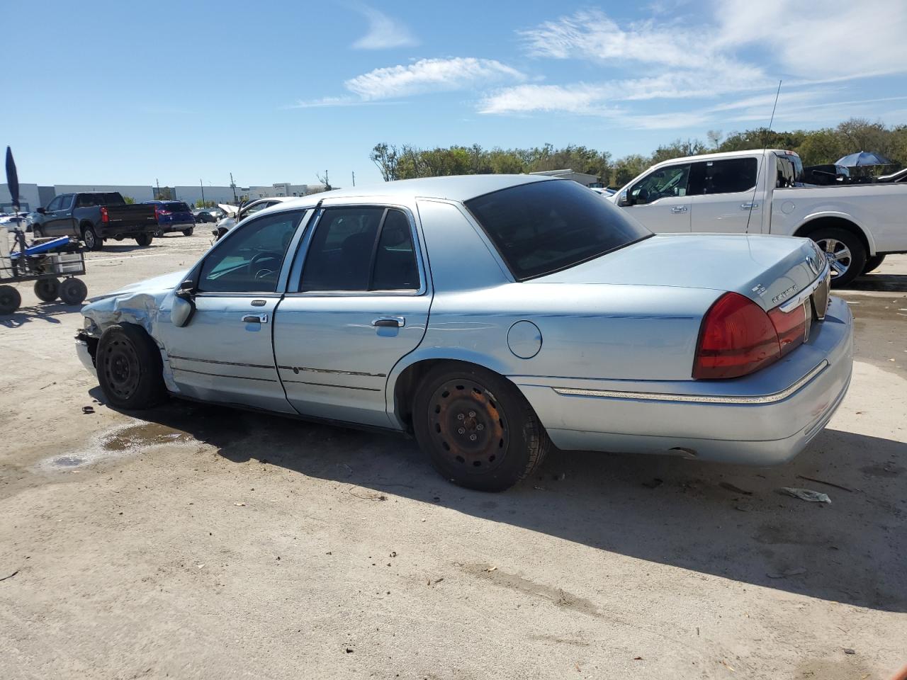 2005 Mercury Grand Marquis - Image 2
