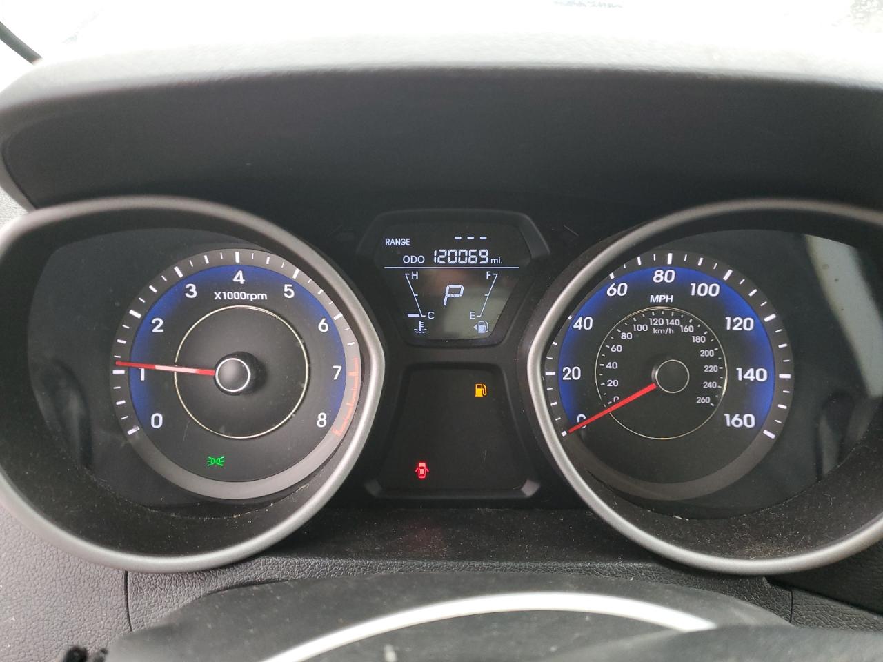 2011 Hyundai Elantra - Image 9