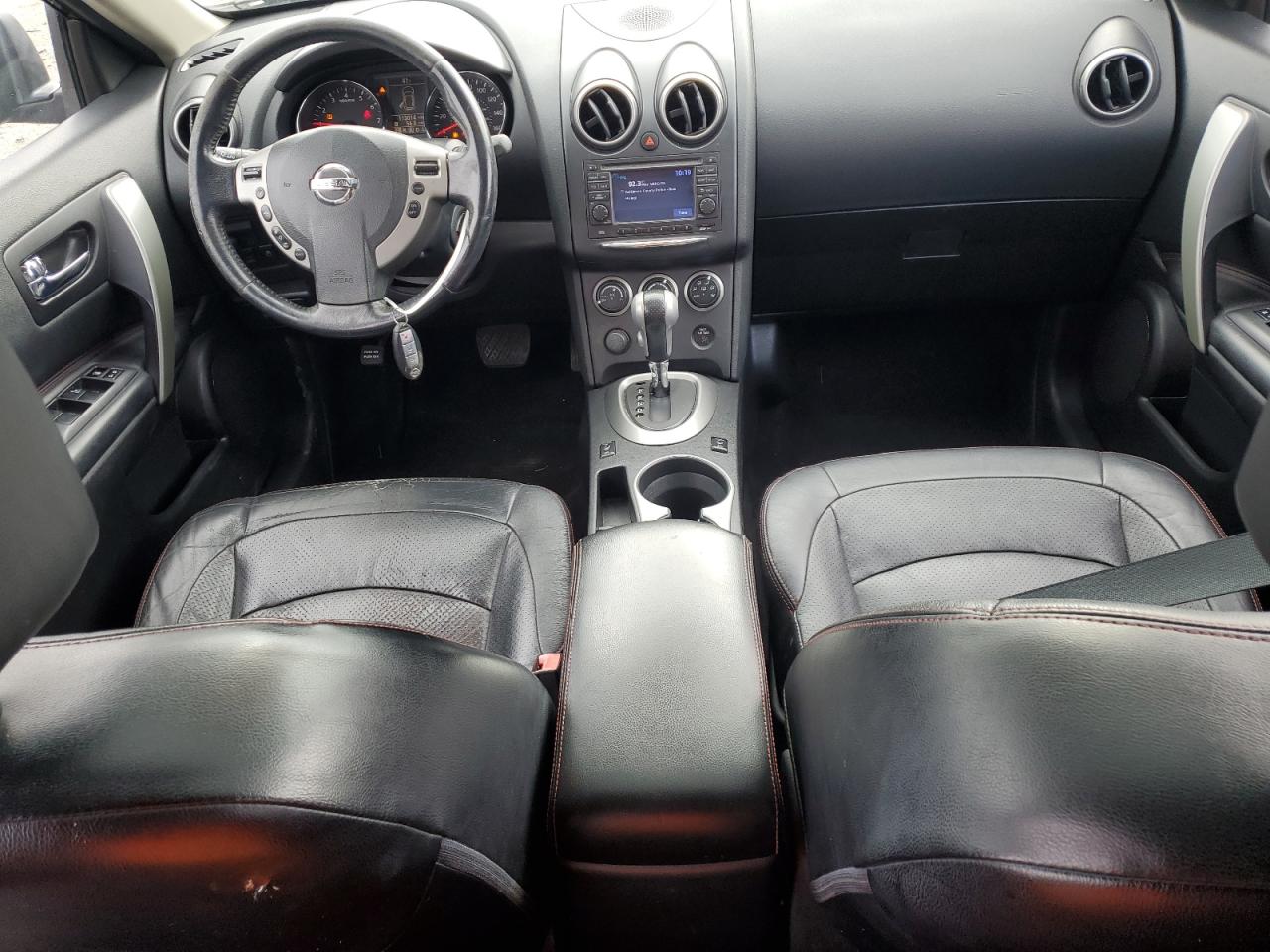 2011 Nissan Rogue - Image 8