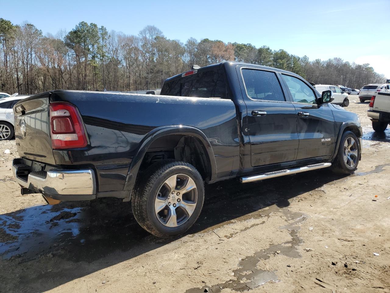 2020 RAM 1500 - Image 3