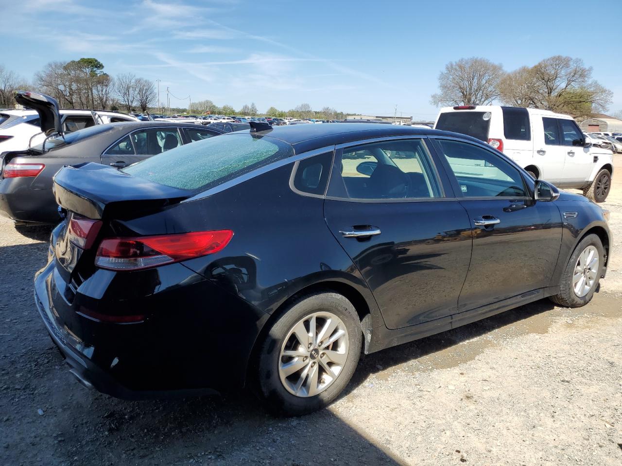 2019 Kia Optima - Image 3
