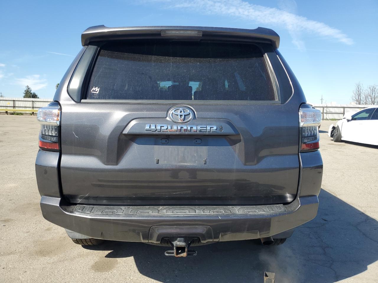2020 Toyota 4Runner - Image 6