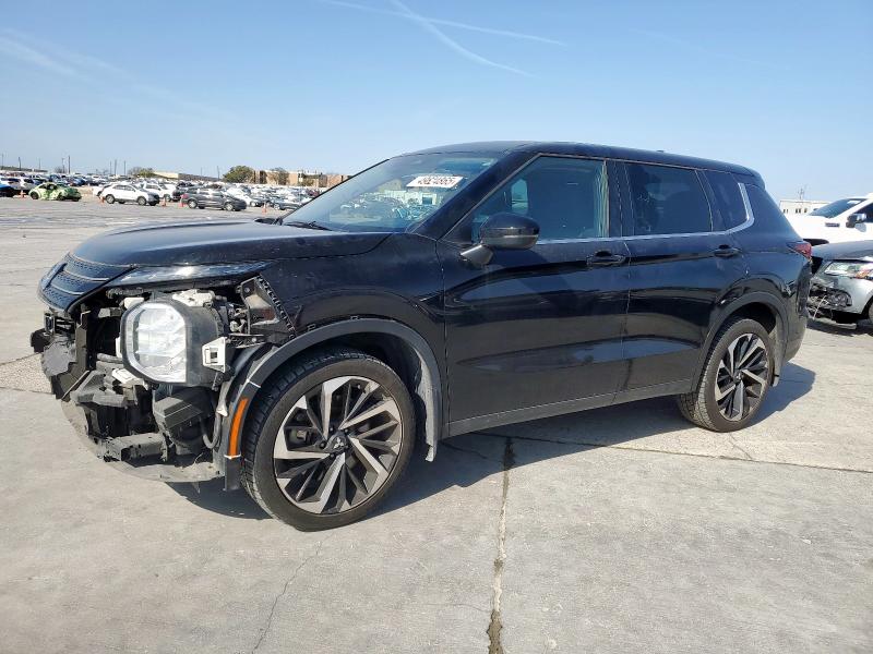  MITSUBISHI OUTLANDER 2022 Czarny