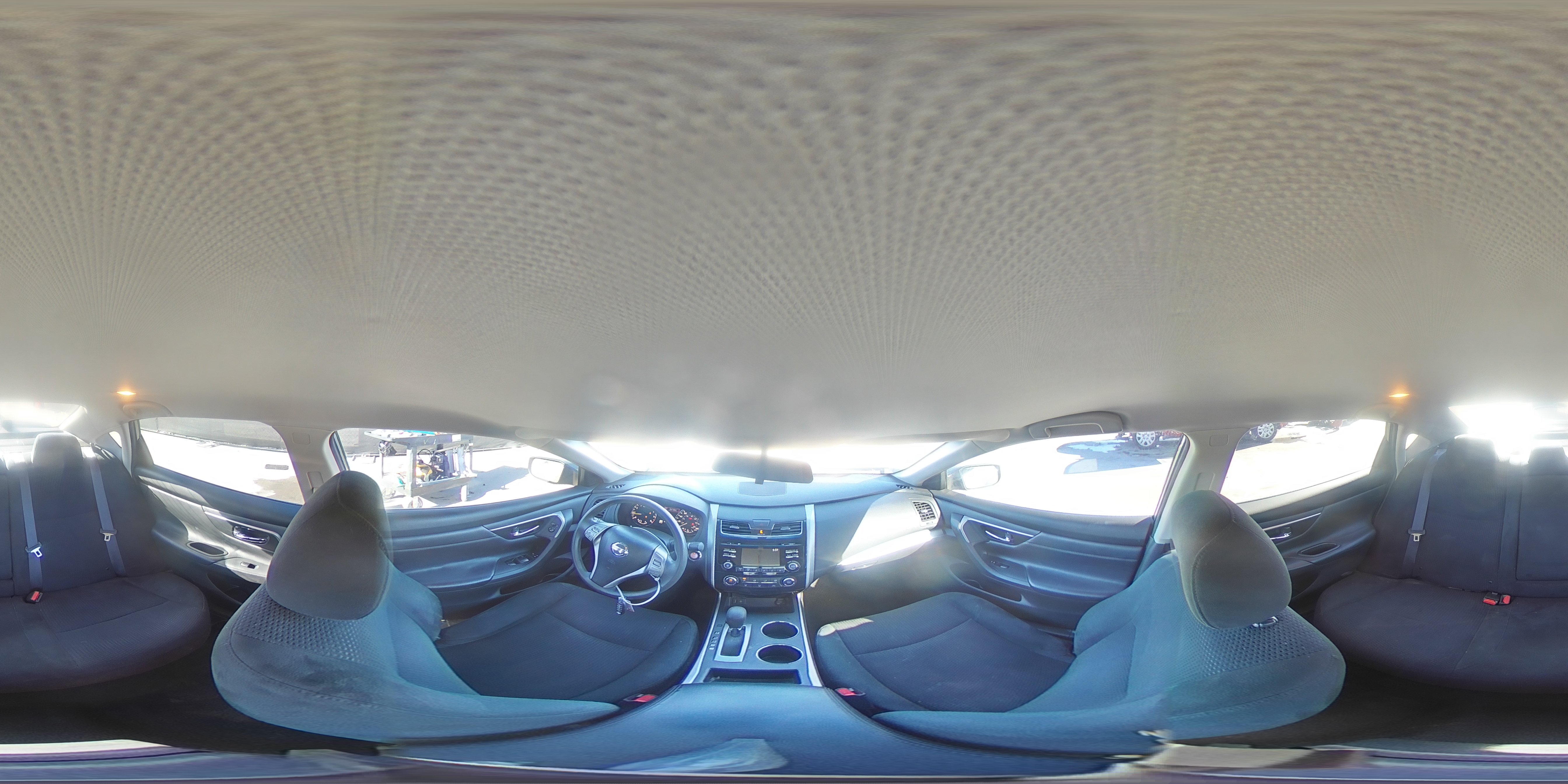 2015 Nissan Altima - Image 14