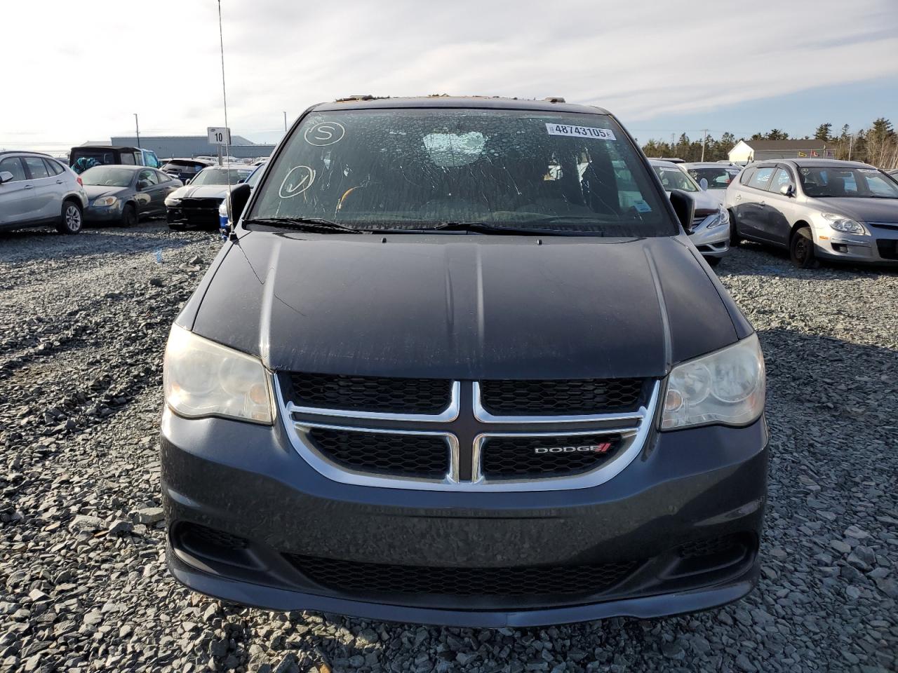 2013 Dodge Caravan - Image 5