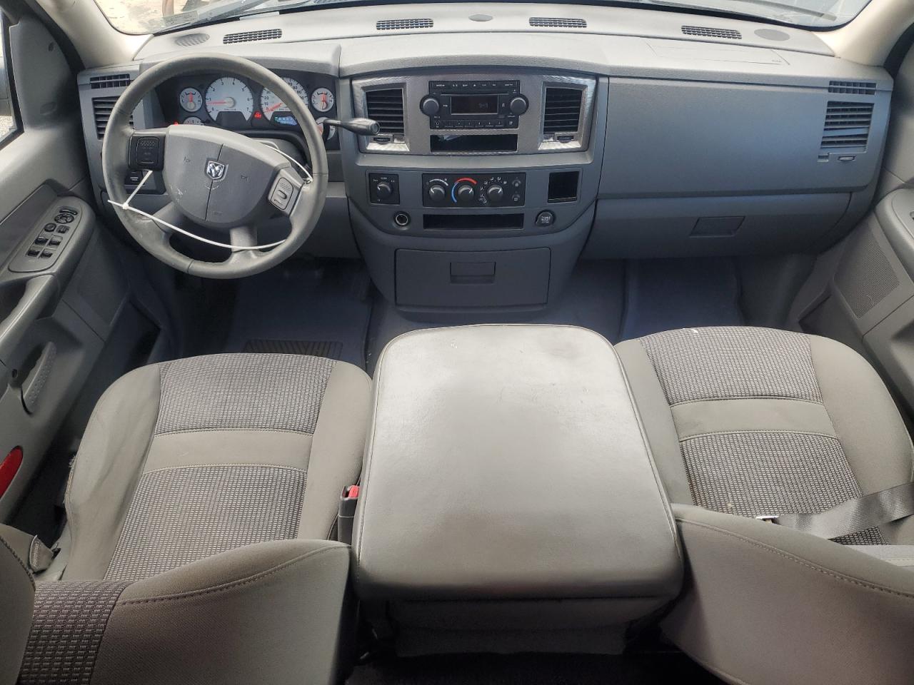 2006 Dodge RAM - Image 8