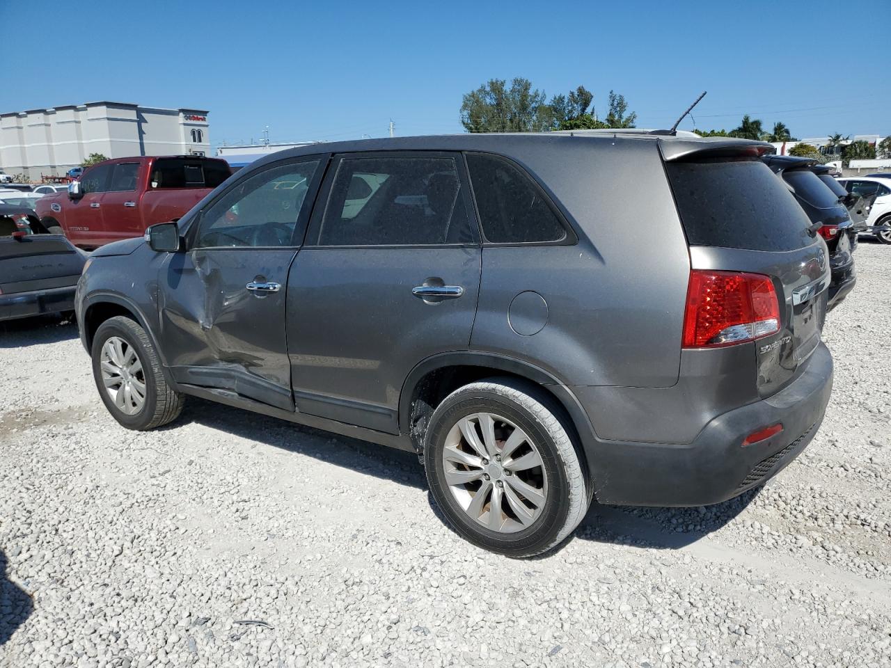 2011 Kia Sorento - Image 2