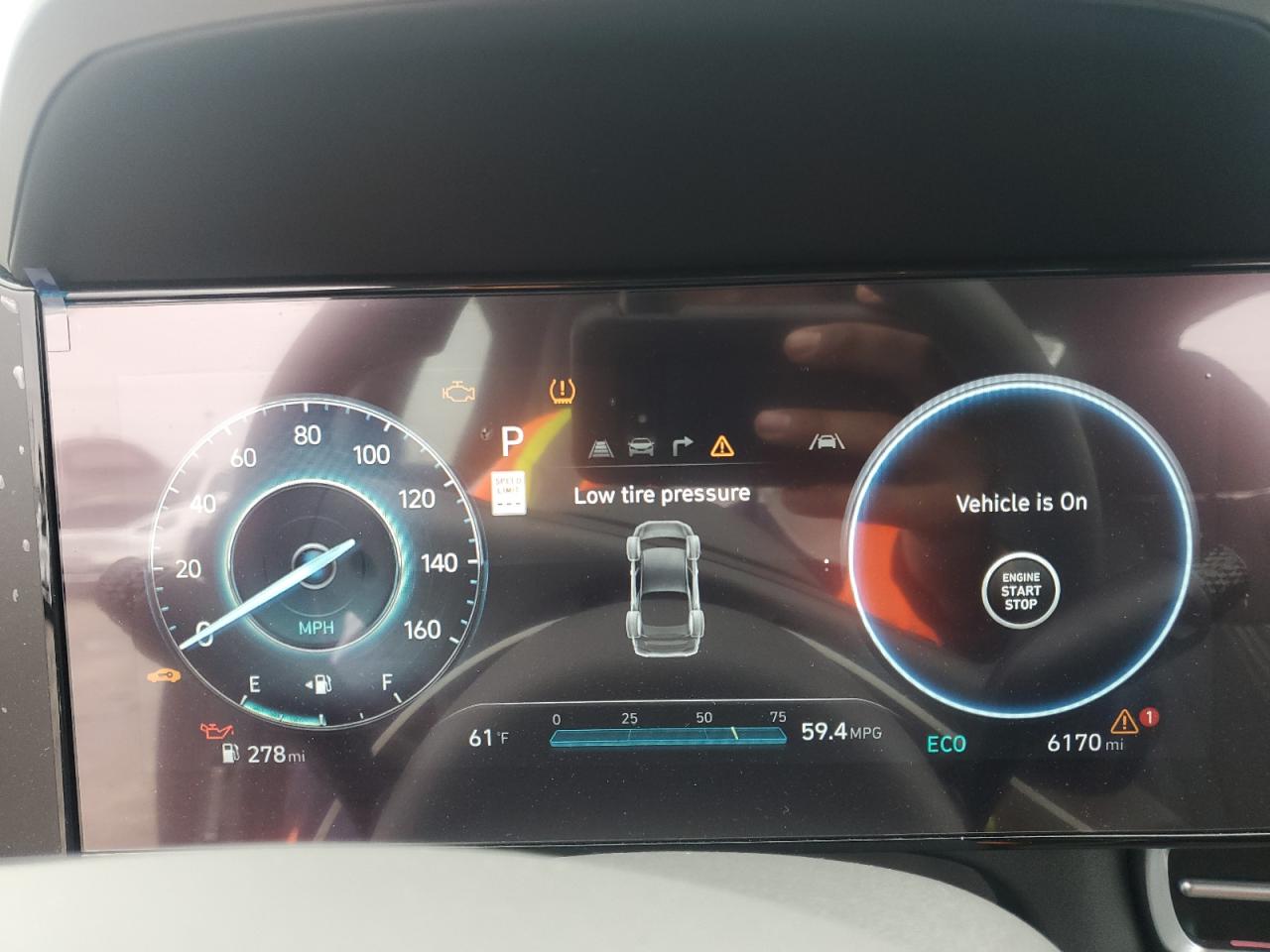 2024 Hyundai Elantra - Image 9