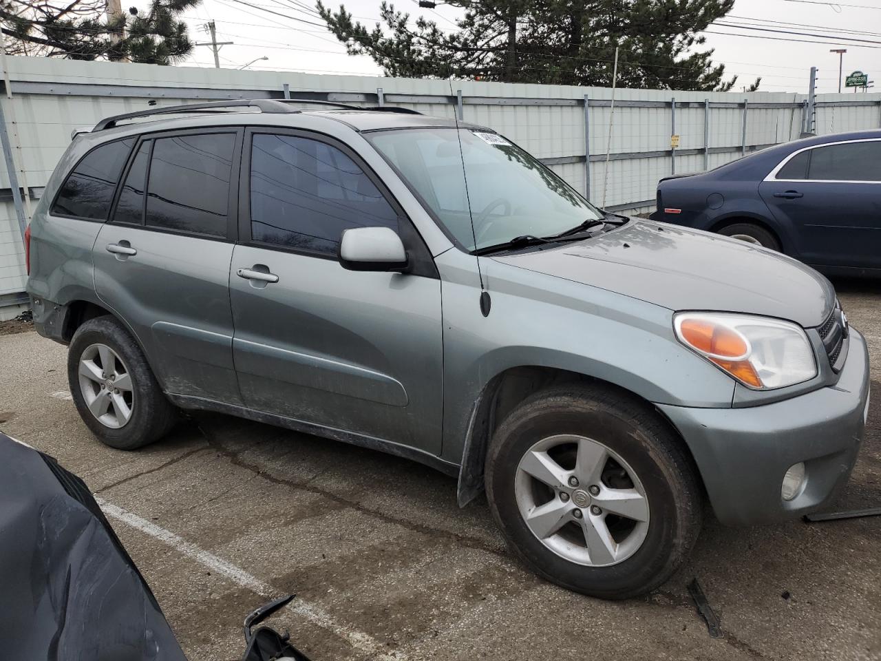 2004 Toyota RAV 4 - Image 4