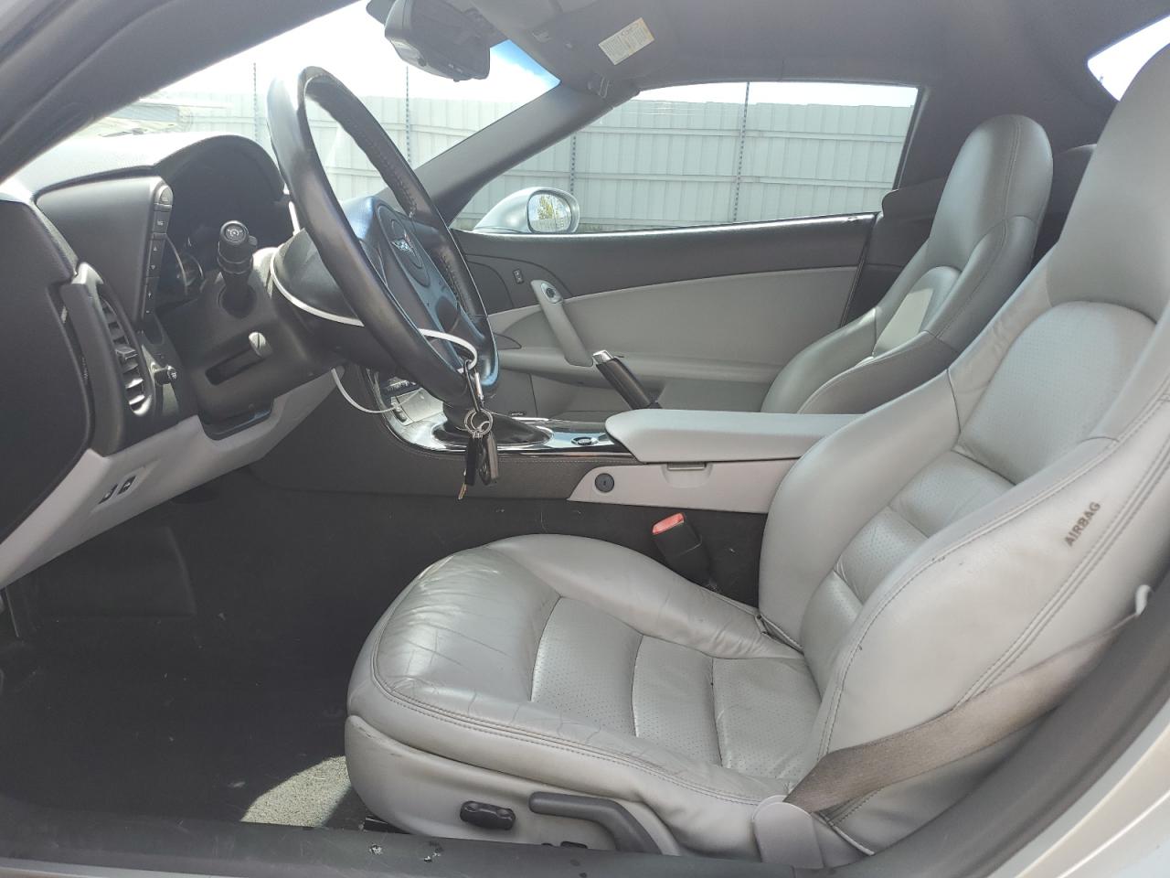 2005 Chevrolet Corvette VIN: 1G1YY34U655114646 Lot: 51330415