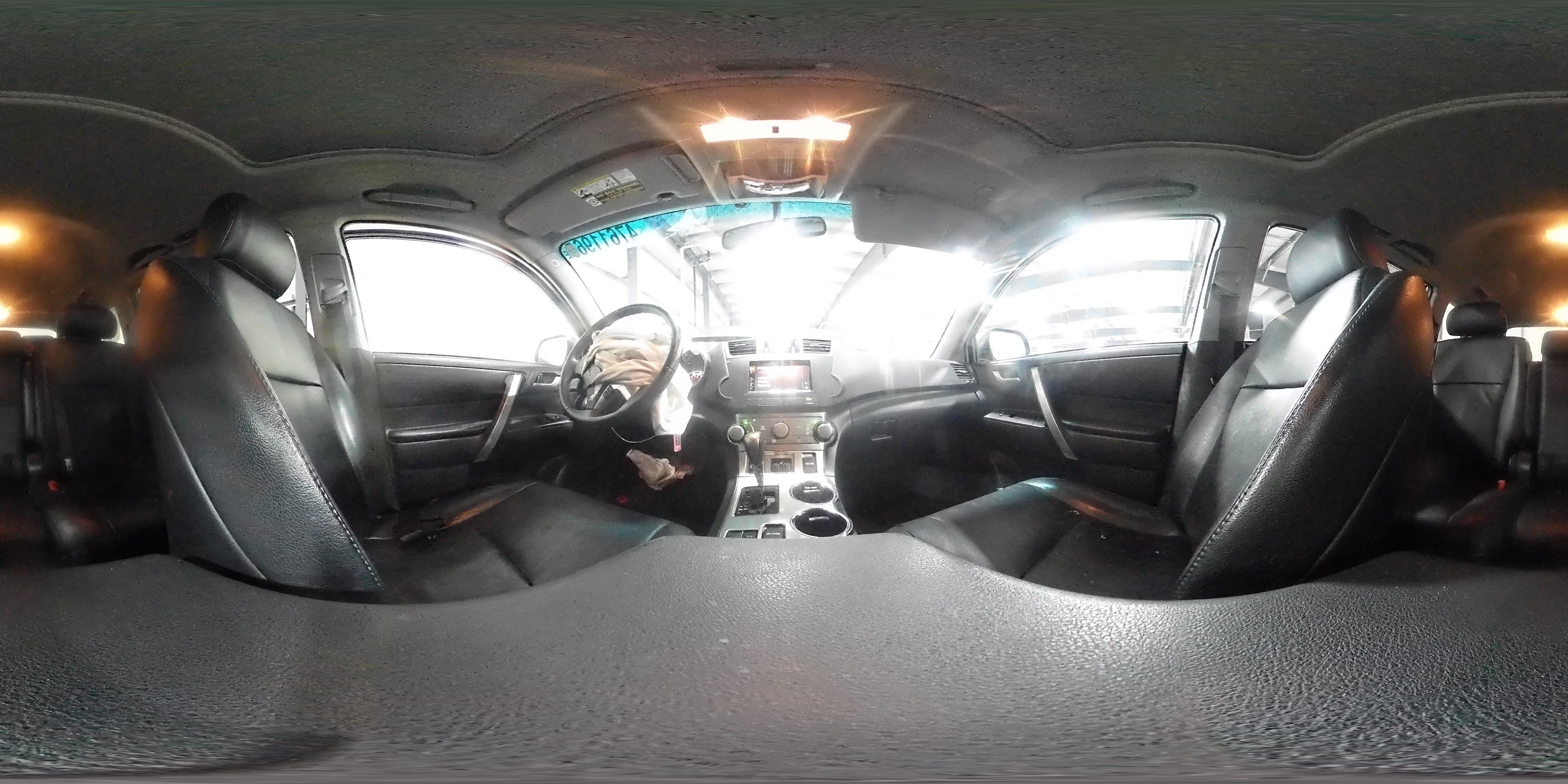 2012 Toyota Highlander - Image 15