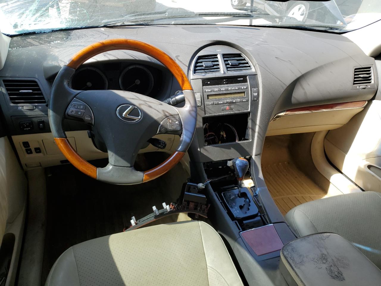 2011 Lexus ES - Image 8