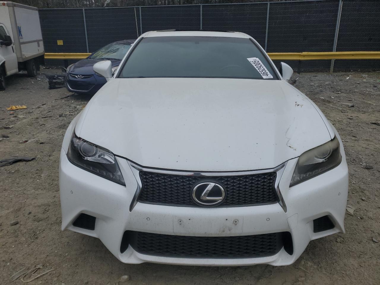 2015 Lexus GS - Image 5