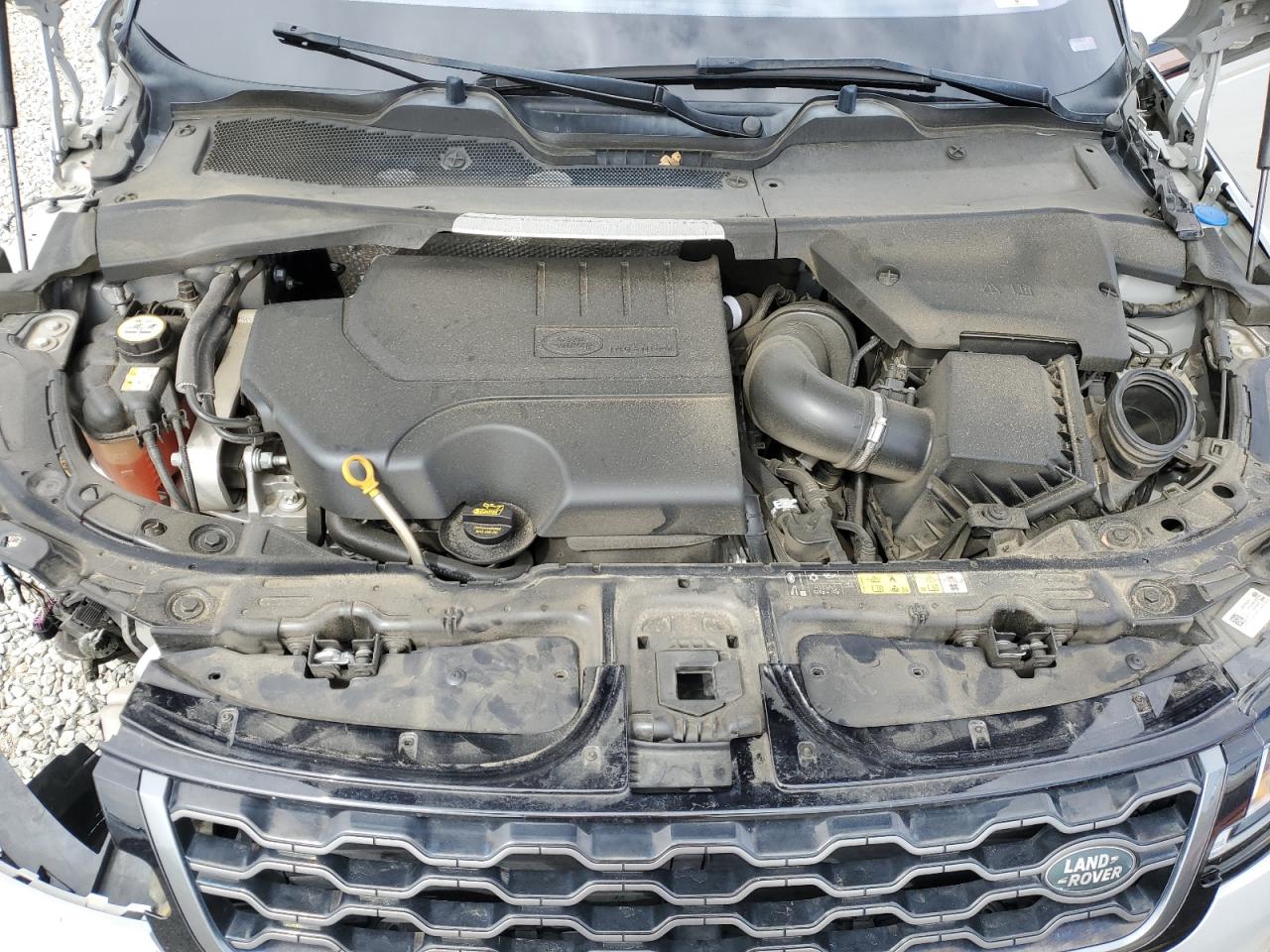 2020 Land Rover Range Rover - Image 12