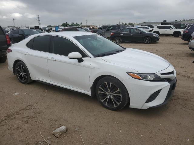  TOYOTA CAMRY 2020 Biały