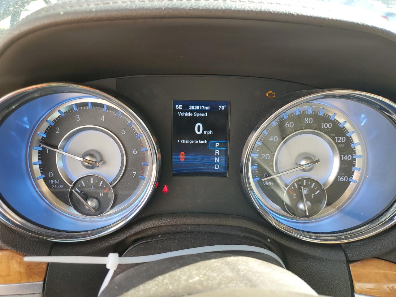 2012 Chrysler 300 - Image 9