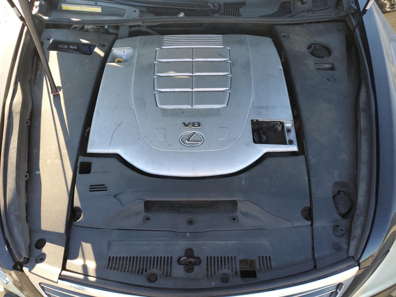 2009 Lexus LS - Image 11