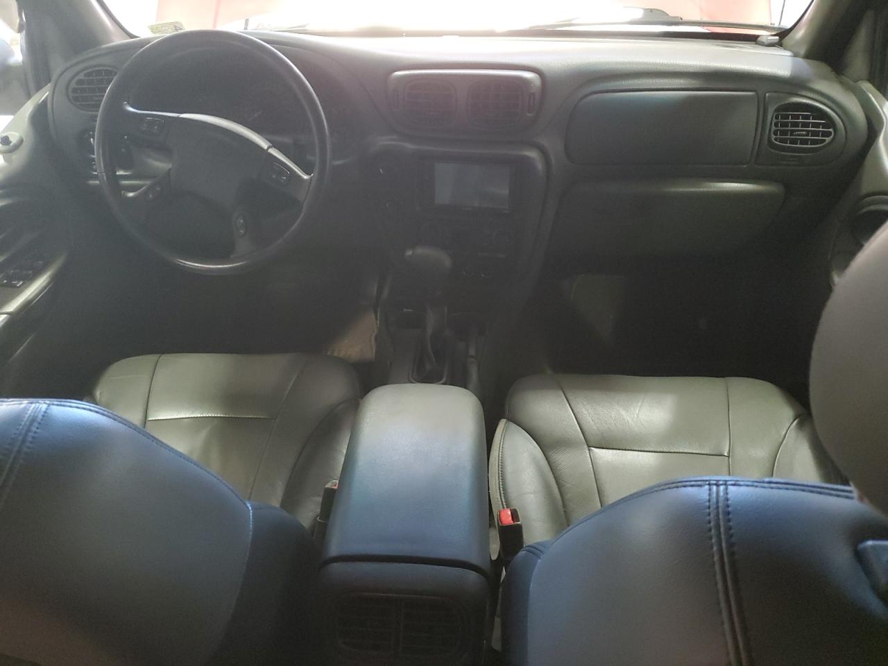 2003 Chevrolet TrailBlazer - Image 8