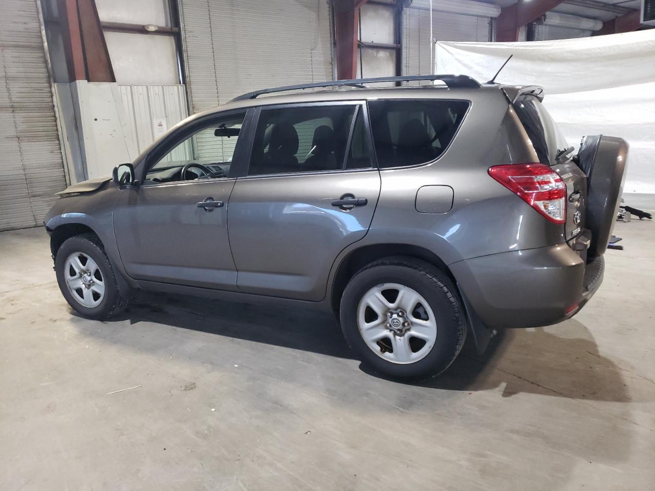 2012 Toyota RAV 4 - Image 2