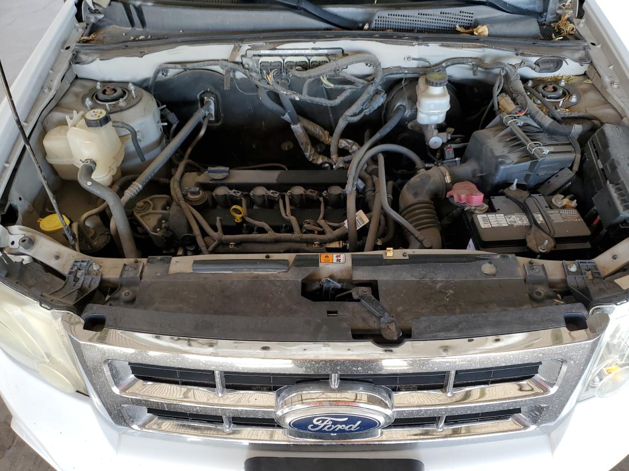 2011 Ford Escape - Image 12