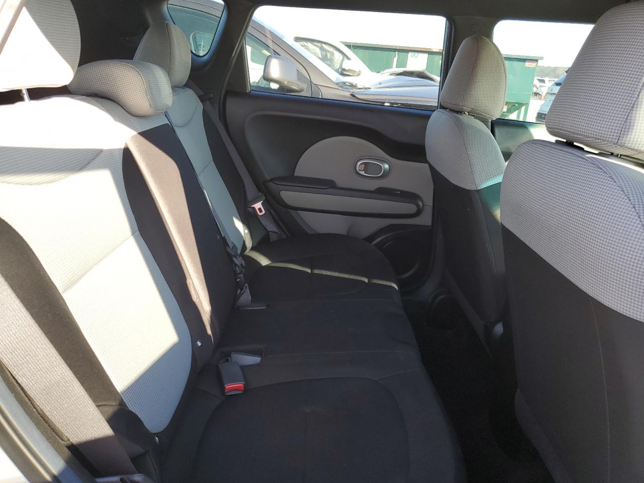 2017 Kia Soul - Image 10