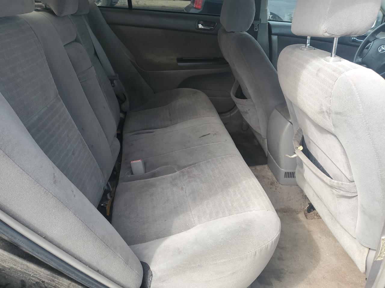 2006 Toyota Camry - Image 10