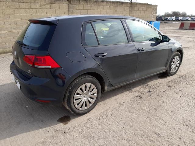 2013 VOLKSWAGEN GOLF S BLU