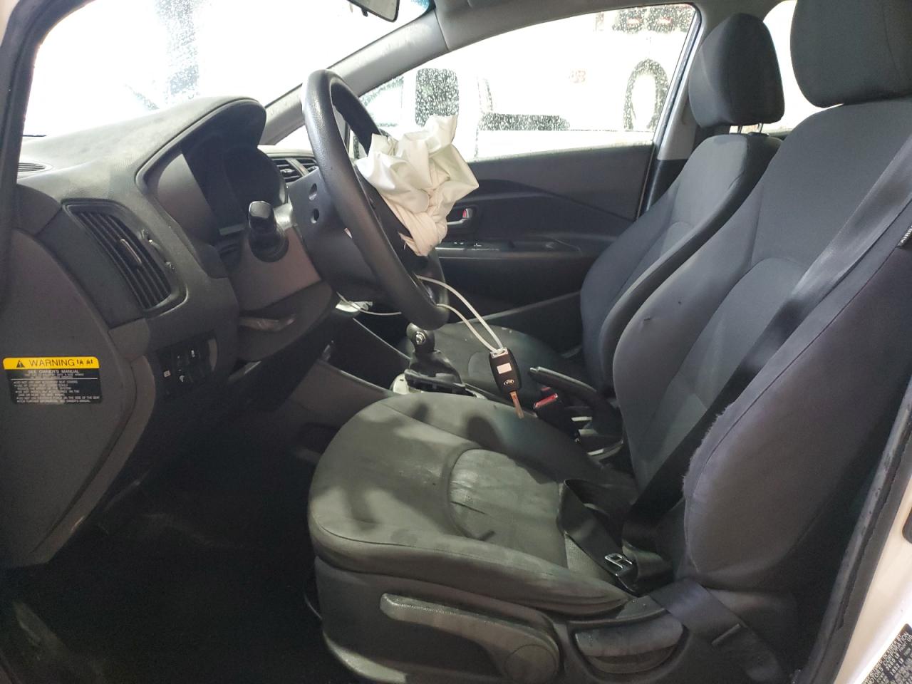 2015 Kia Rio - Image 7