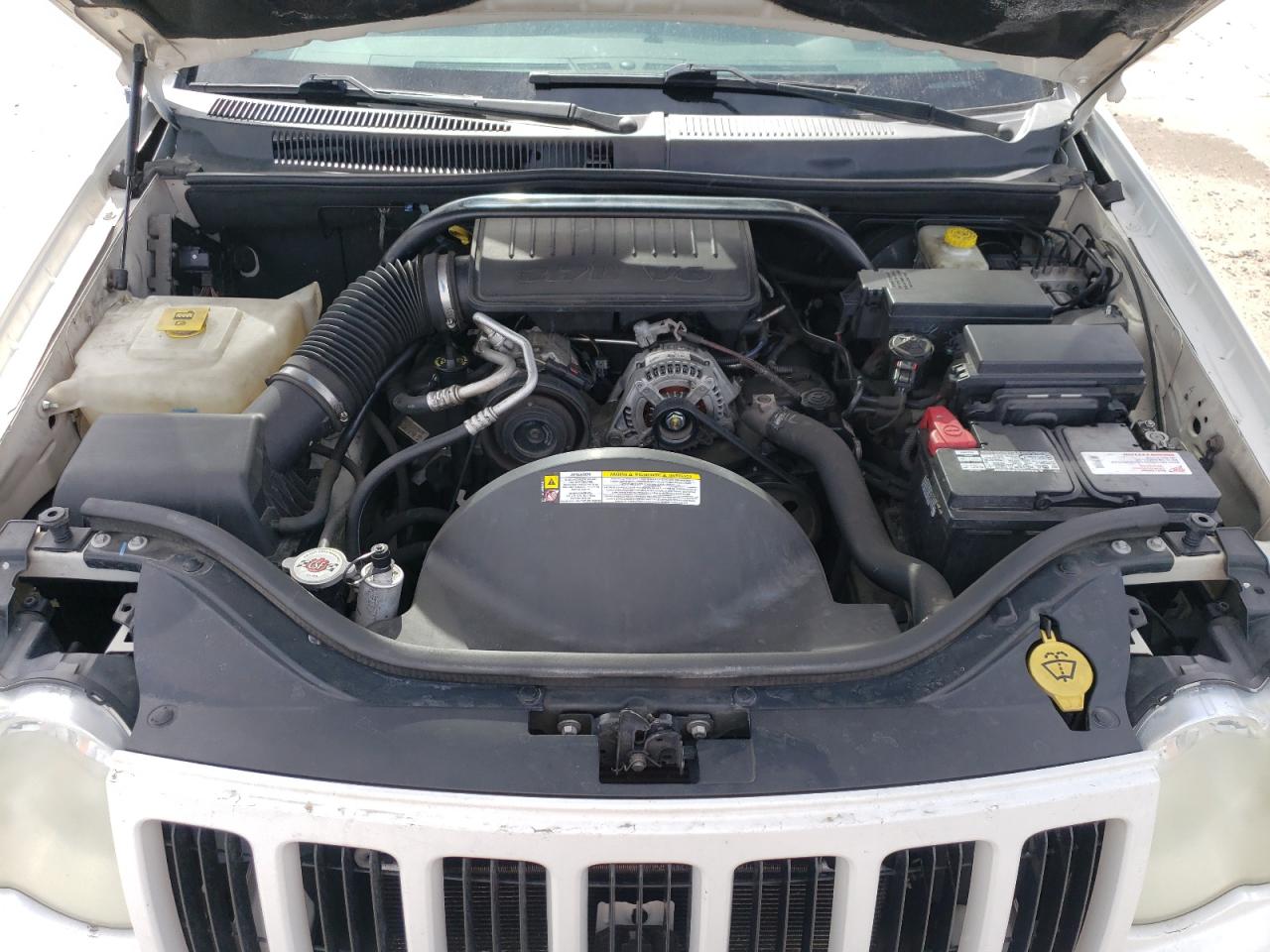 2009 Jeep Grand Cherokee - Image 12