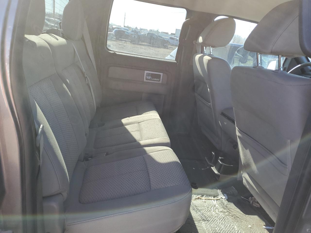 2010 Ford F-150 - Image 10