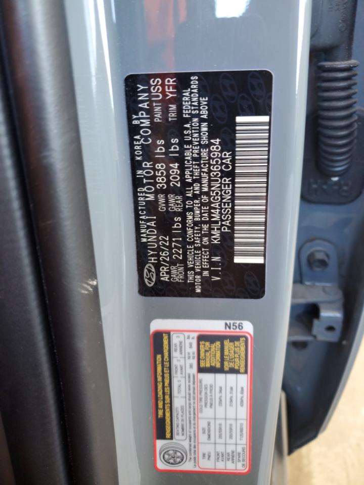 2022 Hyundai Elantra - Image 13