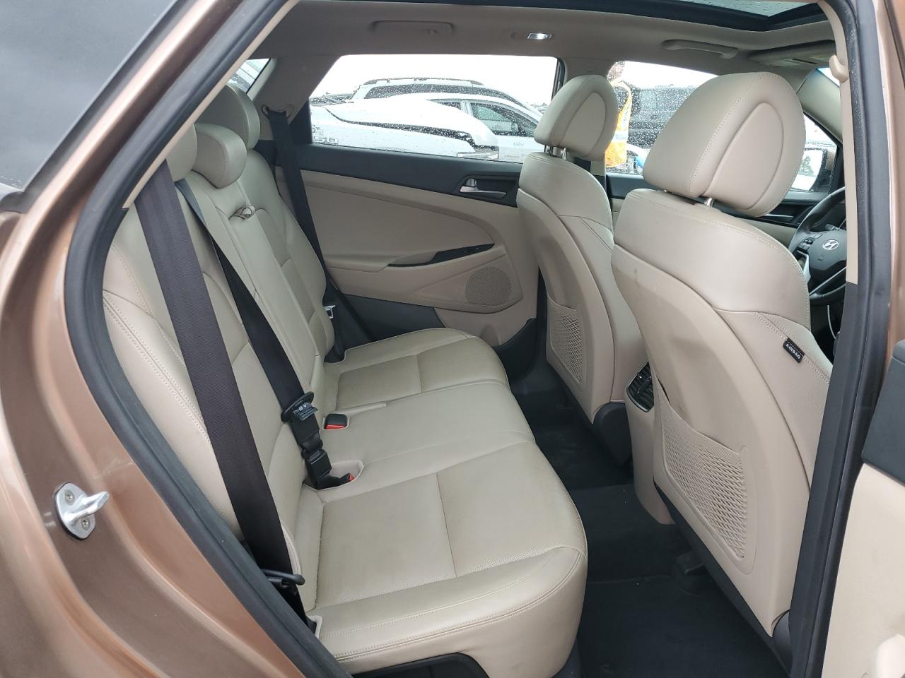 2016 Hyundai Tucson - Image 10