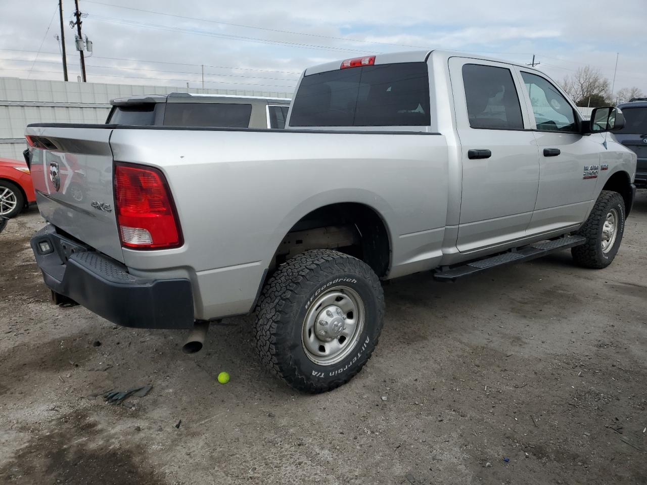 2014 RAM 2500 - Image 3