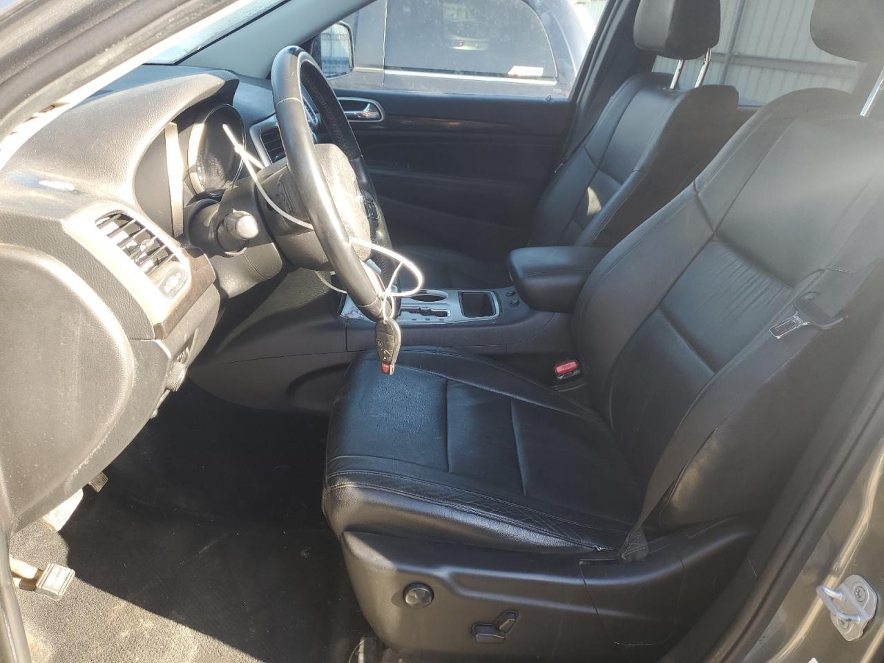2012 Jeep Grand Cherokee - Image 7