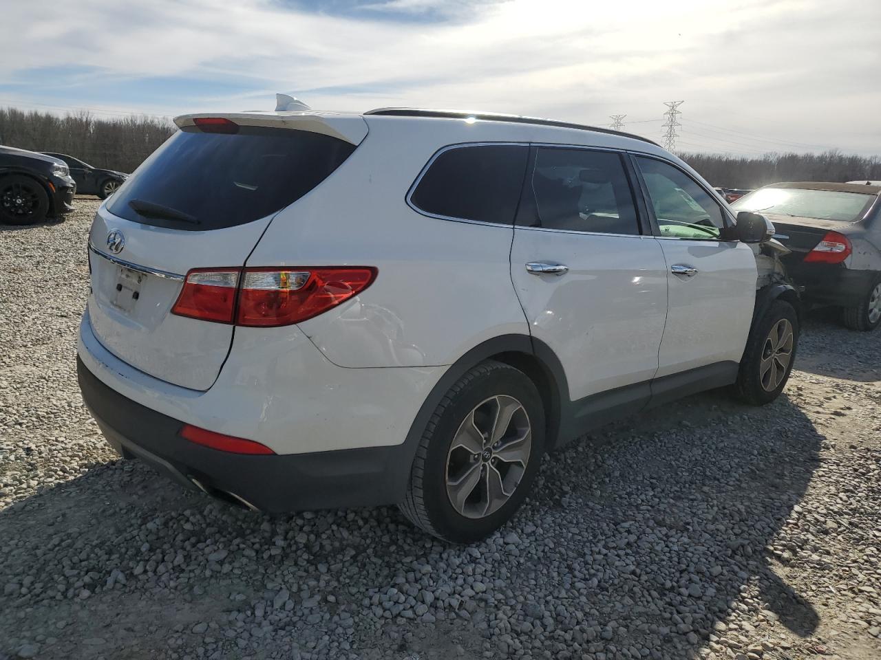 2013 Hyundai Santa Fe - Image 3